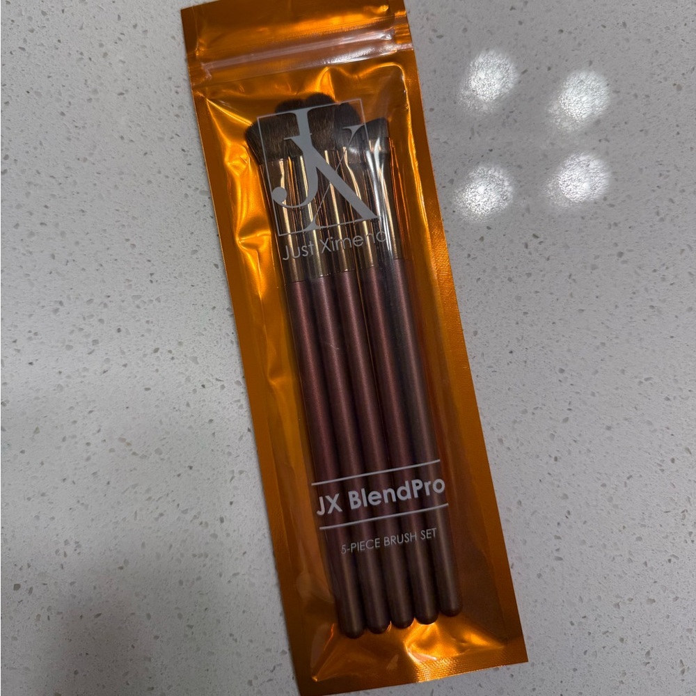 BlendPro 5-Piece Makeup Brush Set - Brown
